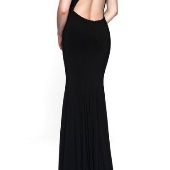 Prom or Formal Gown - Picture 2 of 2